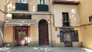 el rincon del rastro calle de la ribera de curtidores.