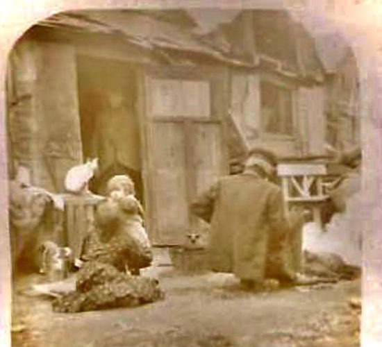 imgi_30_fotos-antiguas-del-rastro-de-madrid-1-r0dibhtacbx39xw4el70pb5tbfzwokaifomkj6ob28