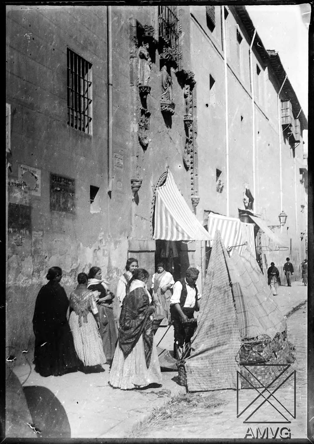 imgi_69_fotos-antiguas-del-rastro-de-madrid-10