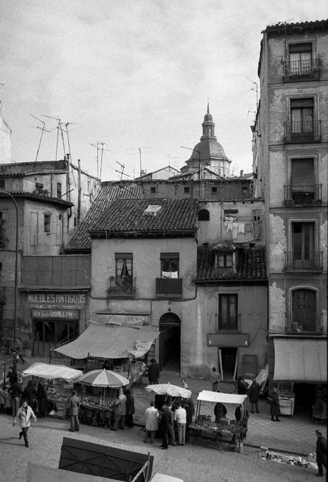 imgi_91_fotos-antiguas-del-rastro-de-madrid-3